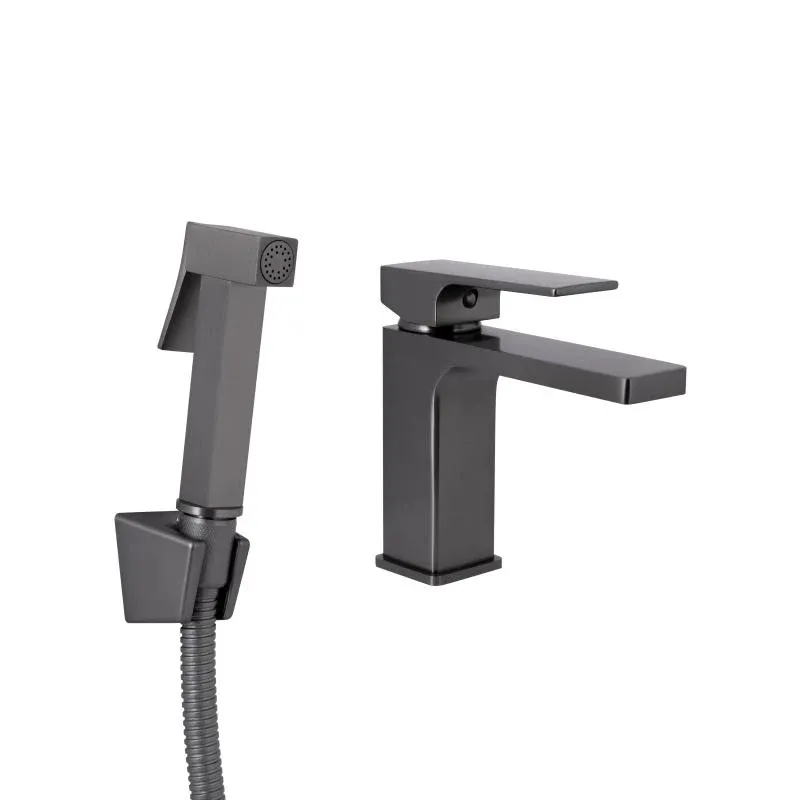 Змішувач для раковини Qtap Gemini (з гігієнічним душем) QTGEM272GMB45692 Gunmetal Black PVD